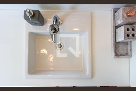 Casa de condomínio à venda com 240m², 2 quartos e 4 vagas Casa de condomínio à venda com 240m², 2 quartos e 4 vagasBANHEIRO 2 DA SUITE 2