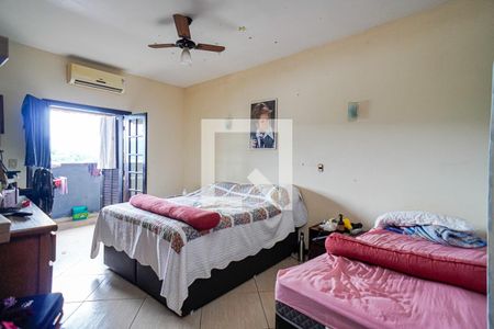 Suíte de casa à venda com 2 quartos, 120m² em Piratininga, Niterói