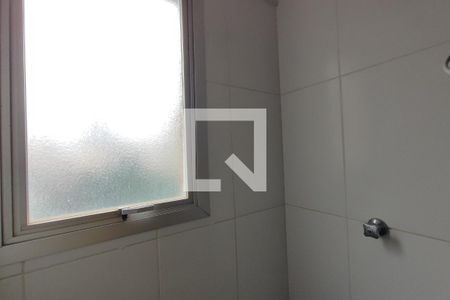 Banheiro de apartamento à venda com 1 quarto, 51m² em Centro, Campinas