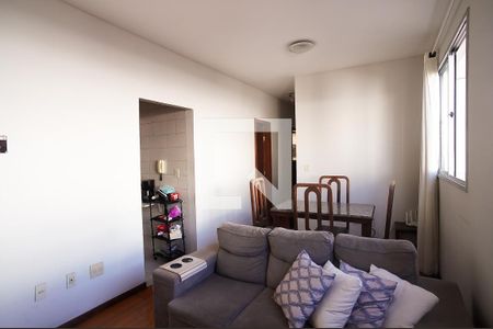 Sala de apartamento à venda com 3 quartos, 70m² em Liberdade, Belo Horizonte