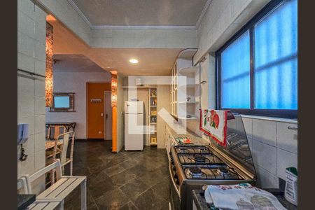 Apartamento para alugar com 235m², 4 quartos e 2 vagas Apartamento para alugar com 235m², 4 quartos e 2 vagasCozinha