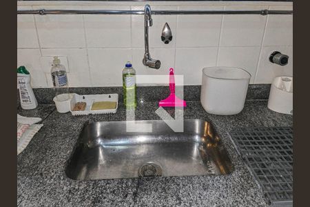 Apartamento para alugar com 235m², 4 quartos e 2 vagas Apartamento para alugar com 235m², 4 quartos e 2 vagasCozinha