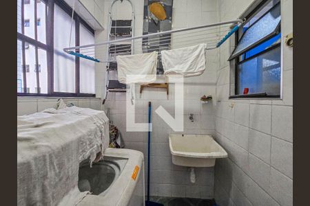 Apartamento para alugar com 235m², 4 quartos e 2 vagas Apartamento para alugar com 235m², 4 quartos e 2 vagasÁrea de Serviço