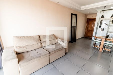 Sala de apartamento para alugar com 3 quartos, 74m² em Vila Valparaiso, Santo André