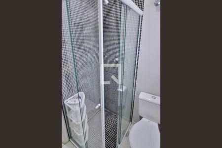 Banheiro de kitnet/studio para alugar com 1 quarto, 14m² em Butantã, São Paulo