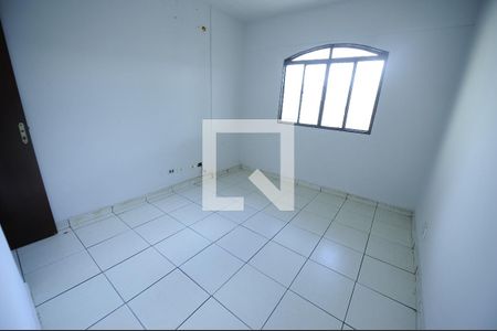 Quarto 1 de casa para alugar com 4 quartos, 168m² em Setor Goiânia 2, Goiânia