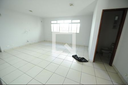 Sala de casa para alugar com 4 quartos, 168m² em Setor Goiânia 2, Goiânia