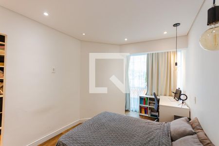 Suíte de apartamento à venda com 3 quartos, 160m² em Vila Curuçá, Santo André