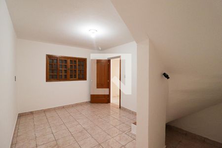 Sala de casa à venda com 3 quartos, 120m² em Vila Carbone, São Paulo