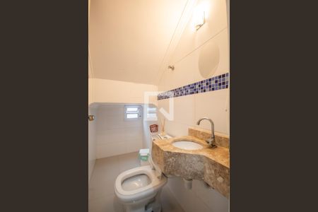 Lavabo de casa para alugar com 3 quartos, 200m² em Jardim D’abril, Osasco