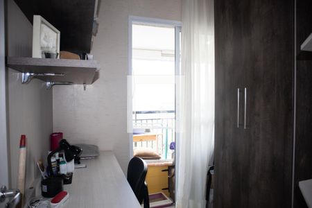 Quarto 1 de apartamento para alugar com 3 quartos, 70m² em Jardim Leonor Mendes de Barros, São Paulo