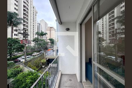 Sacada de apartamento para alugar com 2 quartos, 65m² em Cidade Monções, São Paulo