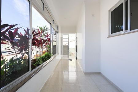 Varanda de casa à venda com 4 quartos, 309m² em Vila Roque, São Paulo