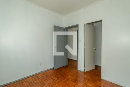 Quarto 2 de apartamento para alugar com 2 quartos, 65m² em São Sebastião, Porto Alegre