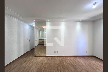 Sala de apartamento à venda com 3 quartos, 65m² em Vila Socorro, São Paulo