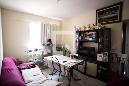 Sala de apartamento à venda com 2 quartos, 80m² em Mantiqueira, Belo Horizonte