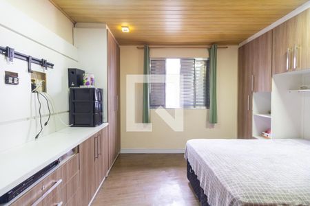 Casa à venda com 215m², 3 quartos e 3 vagas Casa à venda com 215m², 3 quartos e 3 vagasQuarto 3