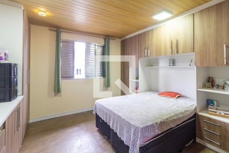 Casa à venda com 215m², 3 quartos e 3 vagas Casa à venda com 215m², 3 quartos e 3 vagasQuarto 3