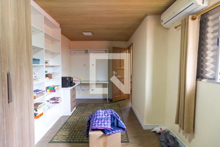 Casa à venda com 215m², 3 quartos e 3 vagas Casa à venda com 215m², 3 quartos e 3 vagasQuarto 2