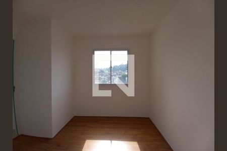 Quarto 2 de apartamento para alugar com 2 quartos, 33m² em Jardim Itacolomi, São Paulo