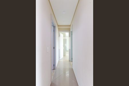 Corredor Quartos de apartamento à venda com 2 quartos, 65m² em Vila Gustavo, São Paulo