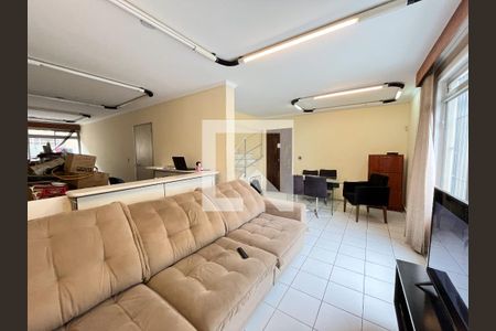Sala de casa à venda com 4 quartos, 243m² em Jabaquara, São Paulo