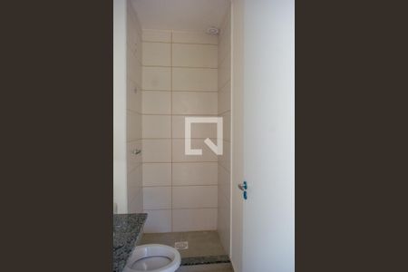 Banheiro  de apartamento para alugar com 1 quarto, 30m² em Vila Nova, Porto Alegre