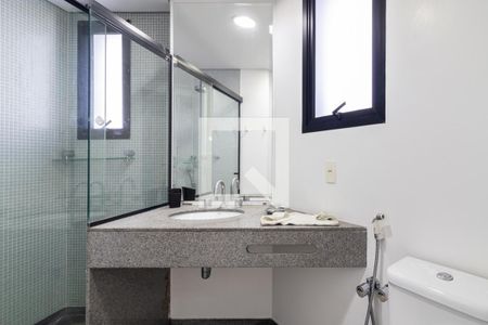 Banheiro da Suíte de apartamento à venda com 1 quarto, 47m² em Itaim Bibi, São Paulo