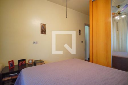 Quarto 1 de apartamento à venda com 2 quartos, 70m² em Petrópolis, Porto Alegre