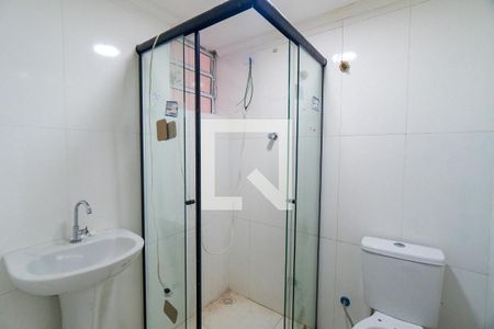 Banheiro da Suíte de casa para alugar com 1 quarto, 80m² em Vila Guarani (z Sul), São Paulo
