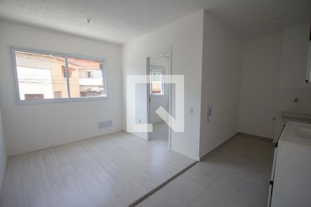 Sala de apartamento para alugar com 2 quartos, 36m² em Conjunto Residencial José Bonifácio, São Paulo