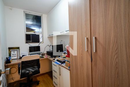 Escritório de apartamento à venda com 3 quartos, 230m² em Ingá, Niterói