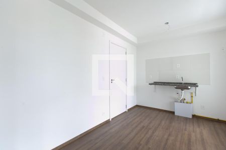 Sala / Cozinha de apartamento para alugar com 2 quartos, 31m² em Cidade Antônio Estêvão de Carvalho, São Paulo