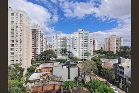 Vista  de apartamento para alugar com 1 quarto, 60m² em Bela Vista, Porto Alegre