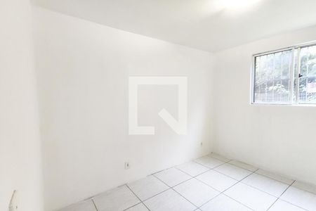 Quarto de apartamento para alugar com 2 quartos, 58m² em São João Batista, São Leopoldo