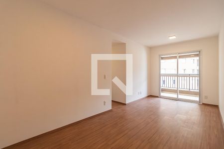 Sala de apartamento para alugar com 3 quartos, 76m² em Jardim Tupanci, Barueri