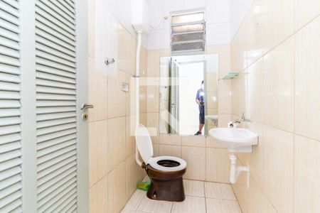 Banheiro de casa para alugar com 1 quarto, 36m² em Parada Xv de Novembro, São Paulo