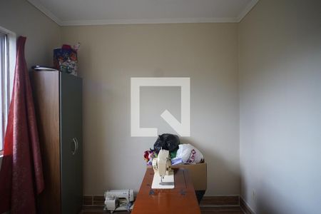 Quarto 2 de casa à venda com 2 quartos, 51m² em Rubem Berta, Porto Alegre