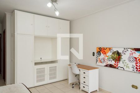 Suíte 1 de casa para alugar com 4 quartos, 262m² em Vila Mazzei, São Paulo