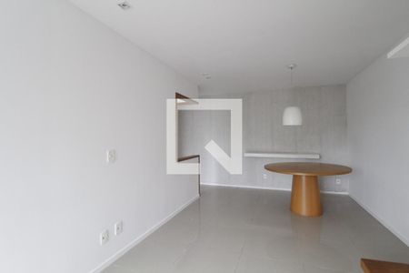 Sala de apartamento à venda com 3 quartos, 73m² em Jacarepaguá, Rio de Janeiro