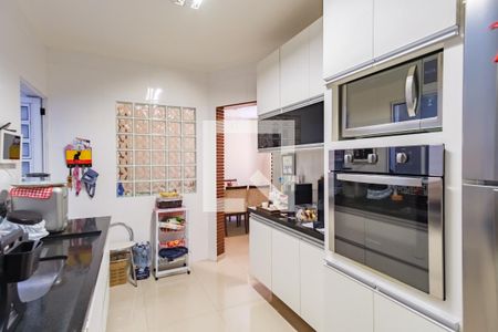 Cozinha de casa de condomínio à venda com 3 quartos, 200m² em Vila Carrão, São Paulo