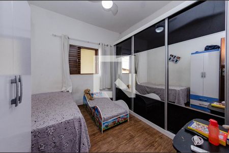 Quarto 1 de casa para alugar com 3 quartos, 220m² em Dom Bosco, Belo Horizonte