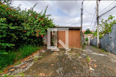 Casa para alugar com 220m², 3 quartos e 2 vagas Casa para alugar com 220m², 3 quartos e 2 vagasFachada