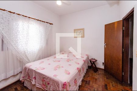 Casa para alugar com 220m², 3 quartos e 2 vagas Casa para alugar com 220m², 3 quartos e 2 vagasSuíte