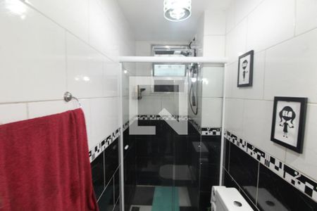 Banheiro de apartamento à venda com 2 quartos, 56m² em Irajá, Rio de Janeiro