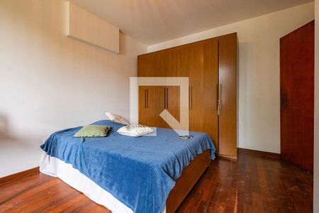 Suíte 1 de casa à venda com 4 quartos, 370m² em Alto de Pinheiros, São Paulo