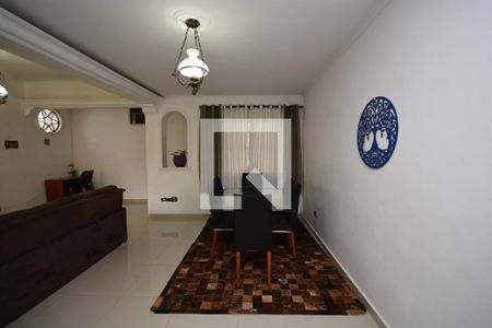 Sala de Jantar de casa para alugar com 4 quartos, 250m² em Jardim Luanda, São Paulo