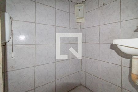 Banheiro de casa para alugar com 1 quarto, 32m² em Vila Teresa, Carapicuíba
