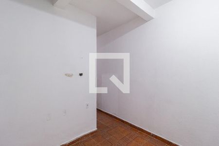 Sala/Quarto de casa para alugar com 1 quarto, 32m² em Vila Teresa, Carapicuíba