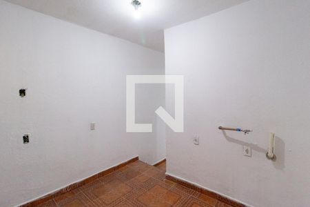 Cozinha e área de serviço de casa para alugar com 1 quarto, 32m² em Vila Teresa, Carapicuíba